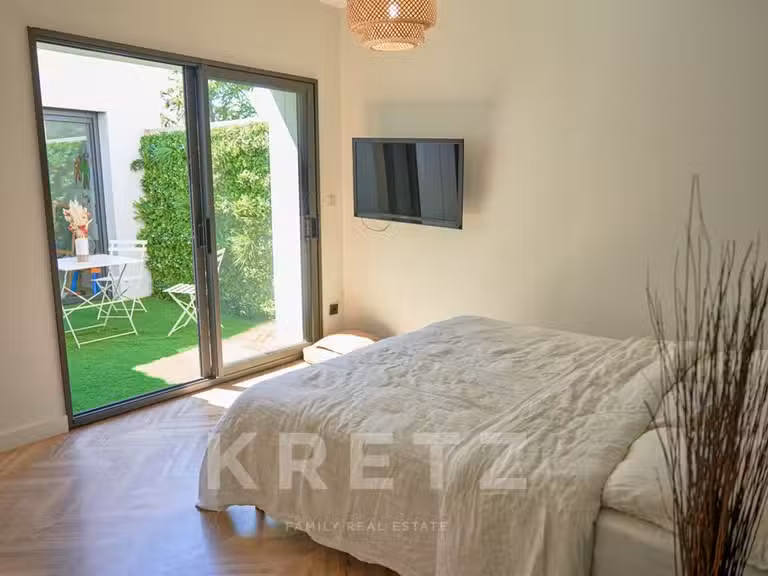 House Chusclan - 4 bedrooms - 190m²