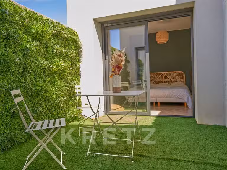 House Chusclan - 4 bedrooms - 190m²