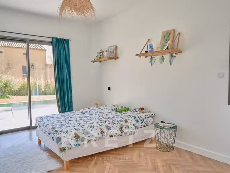 House Chusclan - 4 bedrooms - 190m²