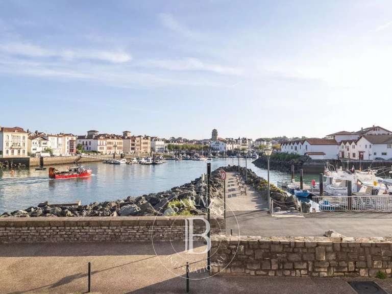 Appartement Ciboure - 4 chambres - 162m²