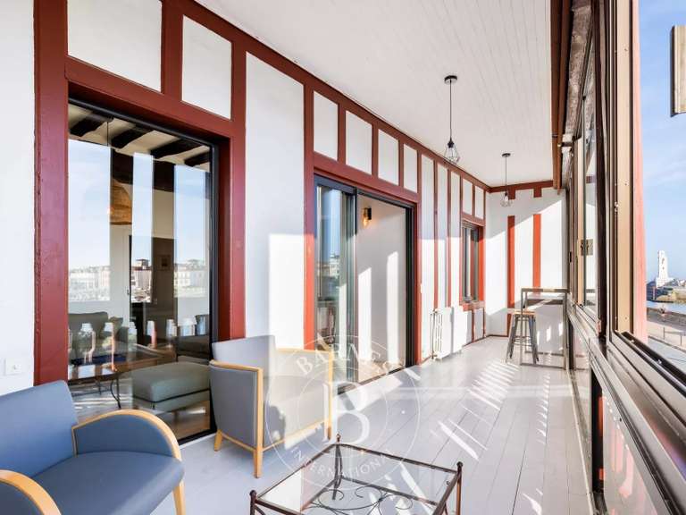 Appartement Ciboure - 4 chambres - 162m²