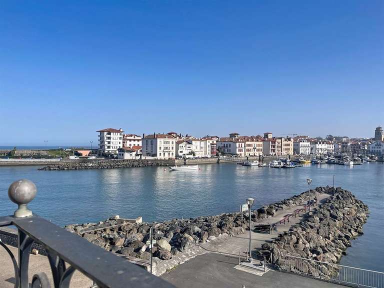 Apartment with Sea view Ciboure - 2 bedrooms - 130m²