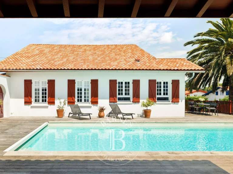 House Ciboure - 4 bedrooms - 230m²