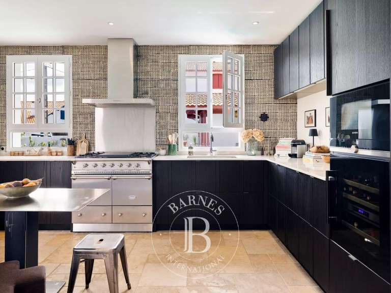 House Ciboure - 4 bedrooms - 230m²