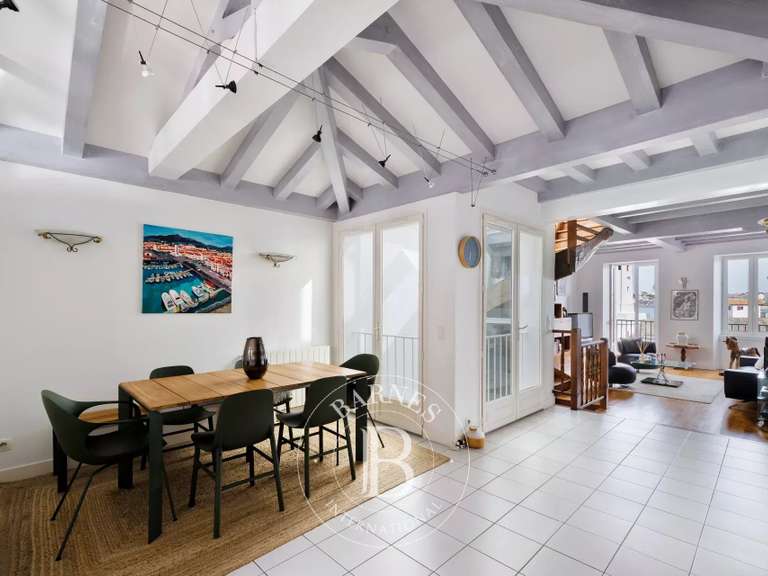 House with Sea view Ciboure - 3 bedrooms - 200m²