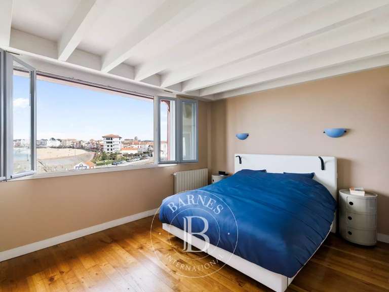 House with Sea view Ciboure - 3 bedrooms - 200m²