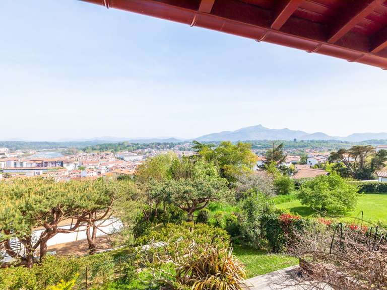 Maison Ciboure - 4 chambres - 234m²