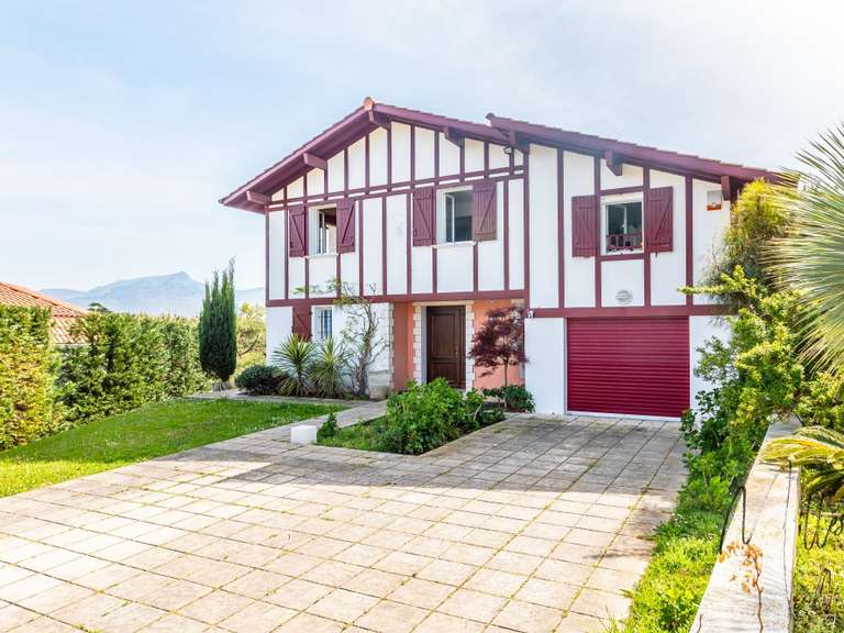 Maison Ciboure - 4 chambres - 234m²