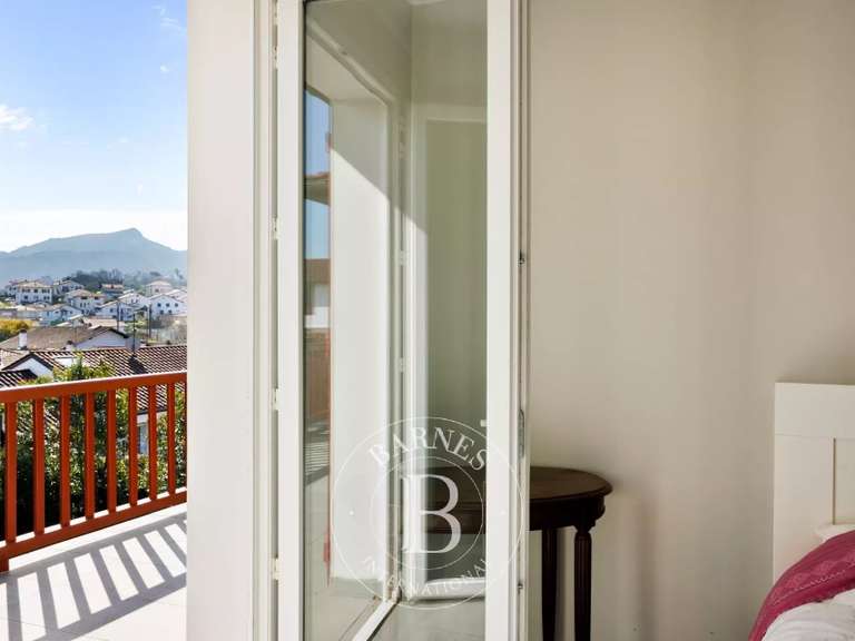 Maison Ciboure - 8 chambres - 300m²