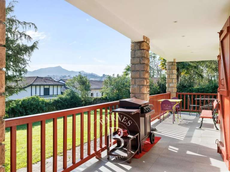 Maison Ciboure - 8 chambres - 300m²