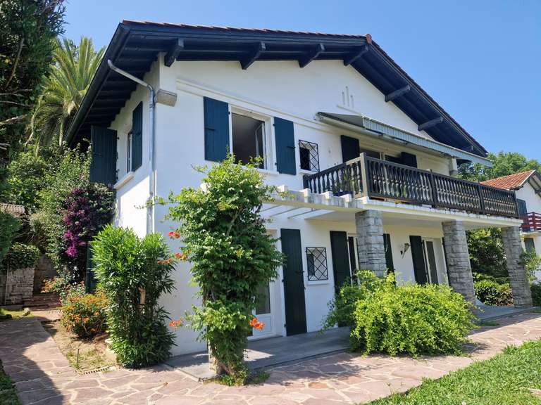 Maison Ciboure - 6 chambres - 219m²