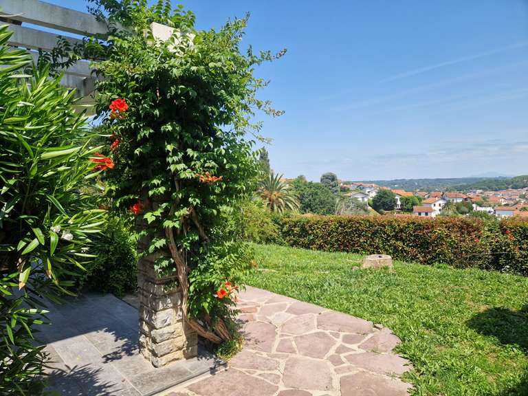 Maison Ciboure - 6 chambres - 219m²