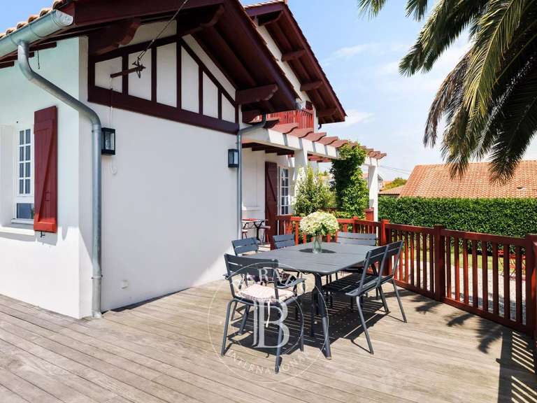 Maison Ciboure - 4 chambres - 230m²