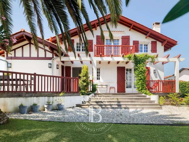 Maison Ciboure - 4 chambres - 230m²