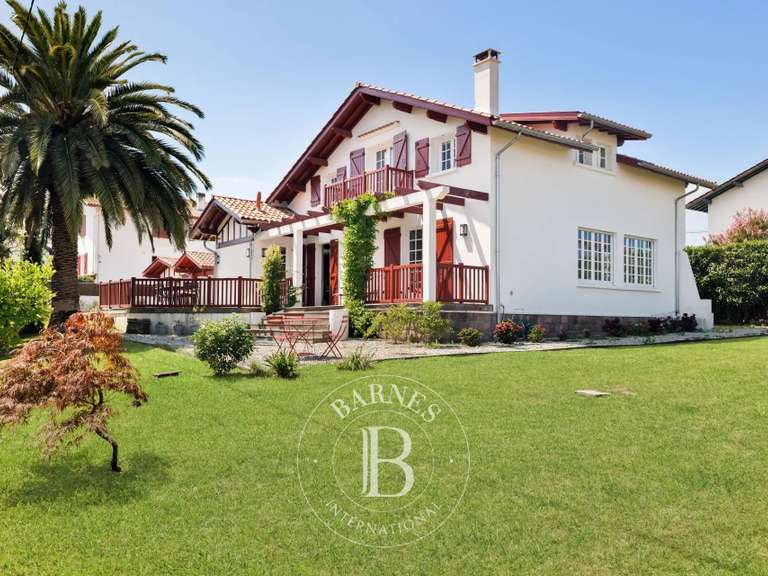 Maison Ciboure - 4 chambres - 230m²