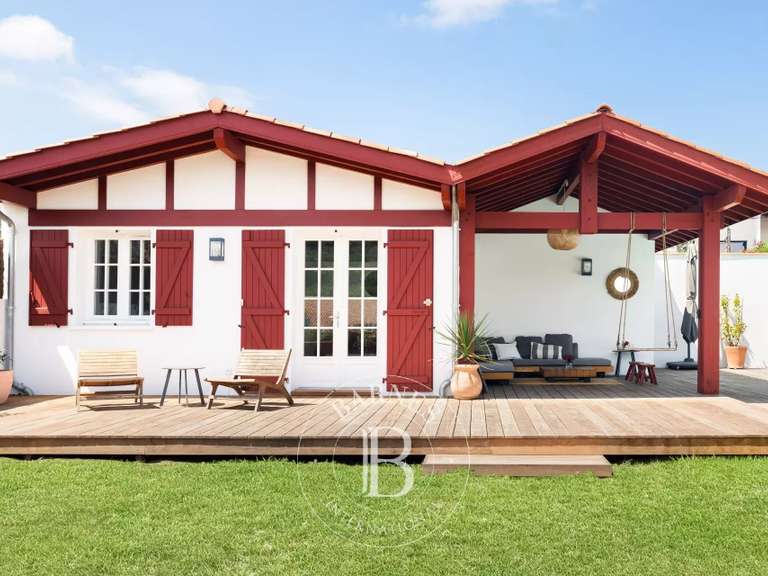 Maison Ciboure - 4 chambres - 230m²