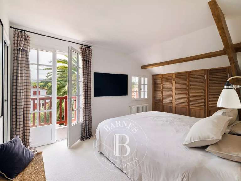 Maison Ciboure - 4 chambres - 230m²
