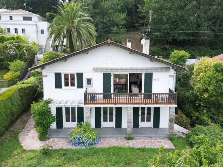 Maison Ciboure - 6 chambres - 205m²