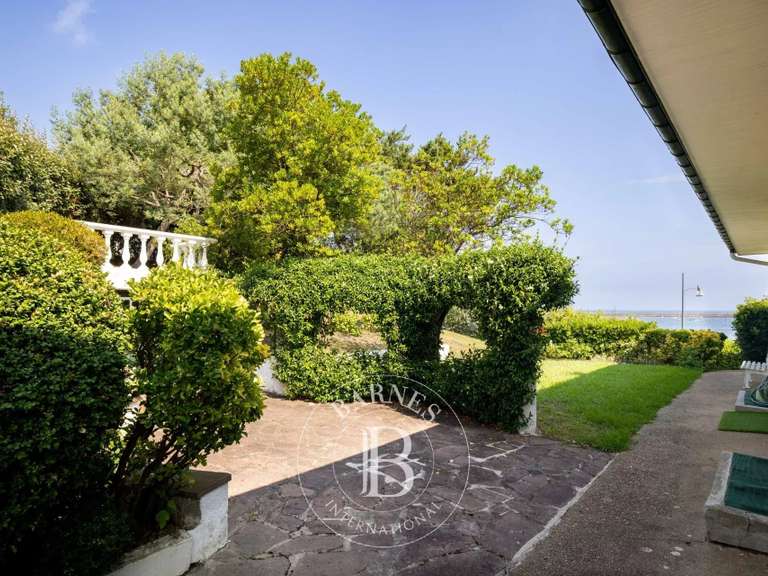 Maison Ciboure - 4 chambres - 246m²