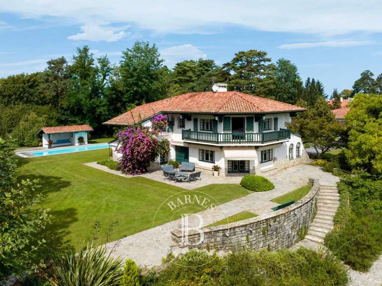 Propriété Ciboure - 7 chambres - 450m²