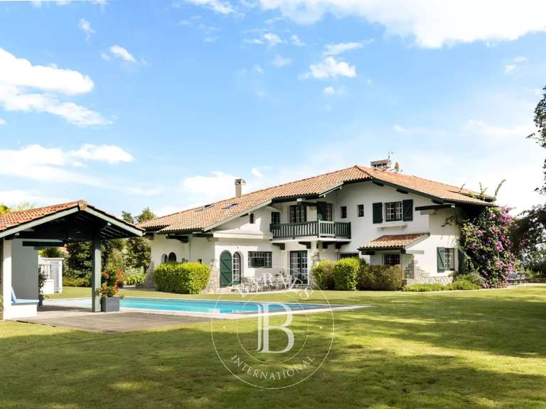 Propriété Ciboure - 7 chambres - 450m²
