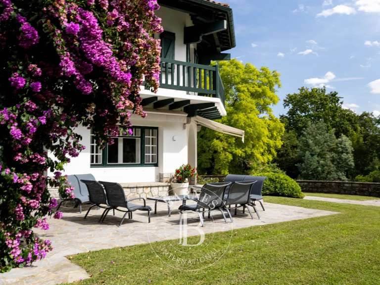 Propriété Ciboure - 7 chambres - 450m²