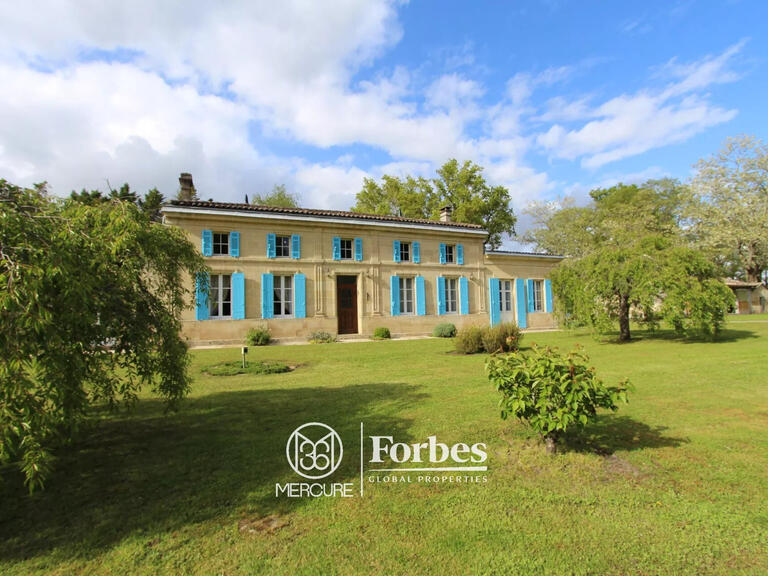 Maison Civrac-de-Blaye - 7 chambres - 298m²