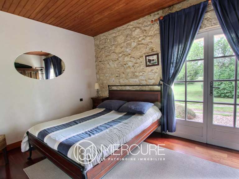 Maison Civrac-de-Blaye - 7 chambres - 320m²