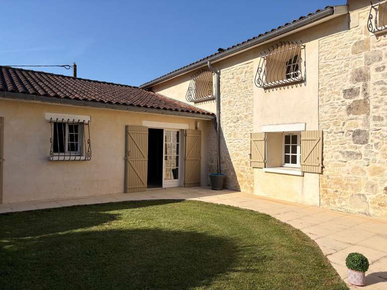 Maison Civrac-en-Médoc - 5 chambres - 400m²