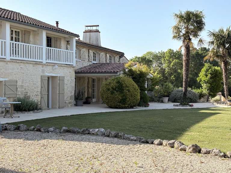 Maison Civrac-en-Médoc - 5 chambres - 400m²