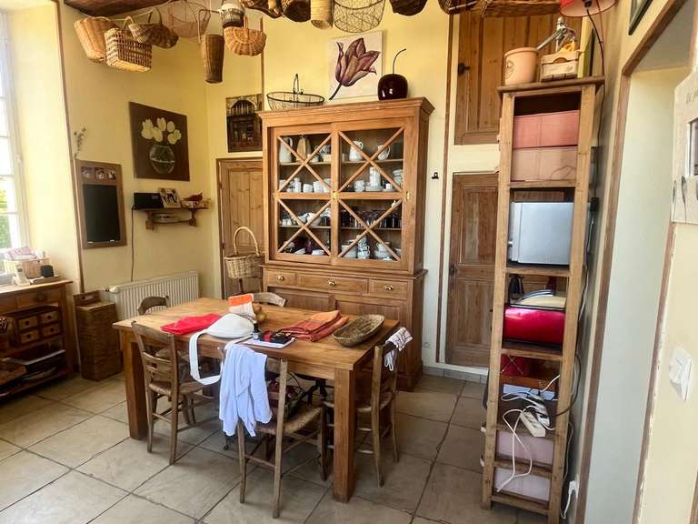 Maison Clacy-et-Thierret - 8 chambres - 278m²
