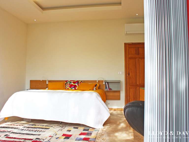 Maison Claira - 3 chambres - 277m²