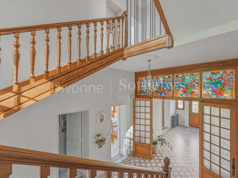 Maison Clairvaux-les-Lacs - 6 chambres - 522m²