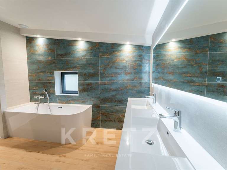 Maison Claix - 248m²