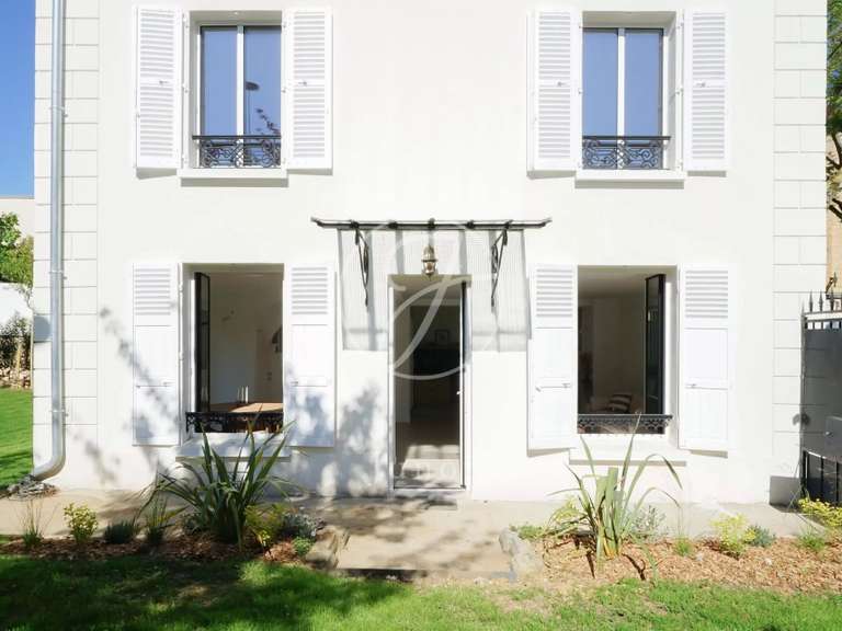 Maison Clamart - 4 chambres - 152m²