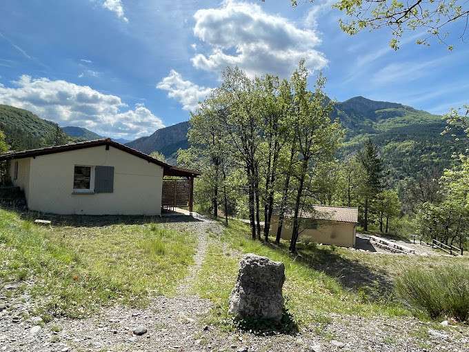 Maison Clamensane - 12 chambres - 300m²