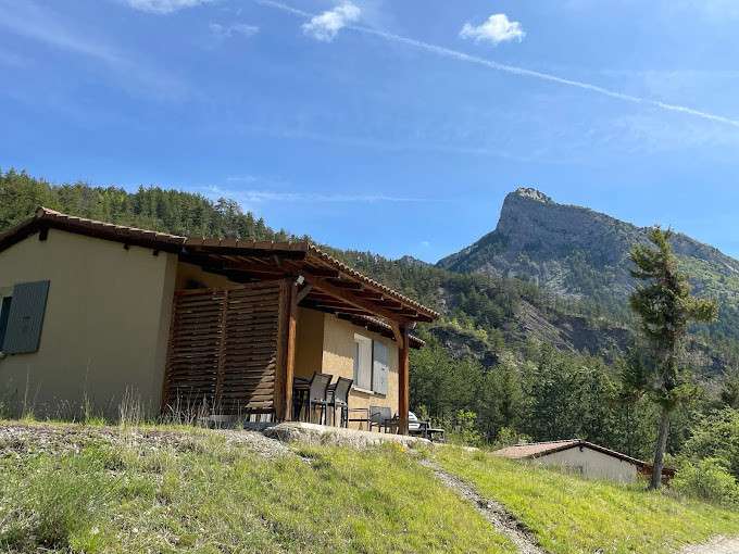Maison Clamensane - 12 chambres - 300m²