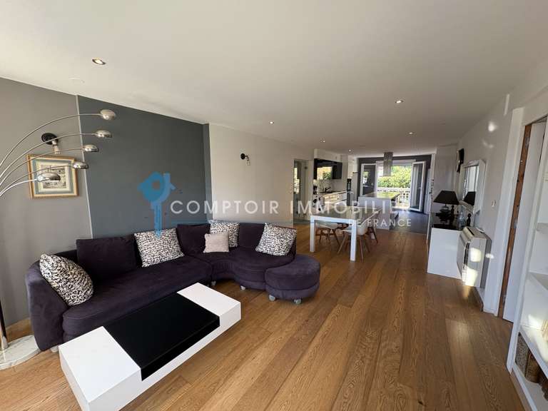Maison Clapiers - 6 chambres - 233m²