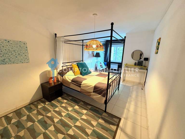 Maison Clapiers - 6 chambres - 233m²