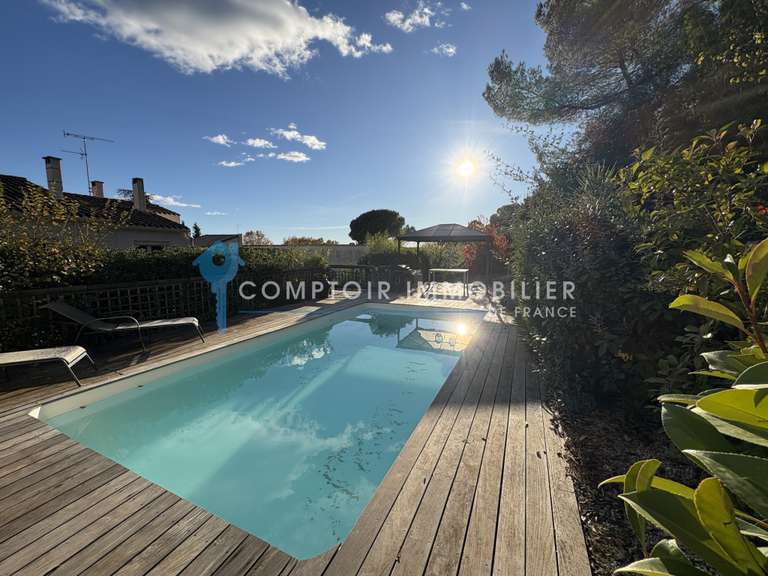 Maison Clapiers - 6 chambres - 233m²