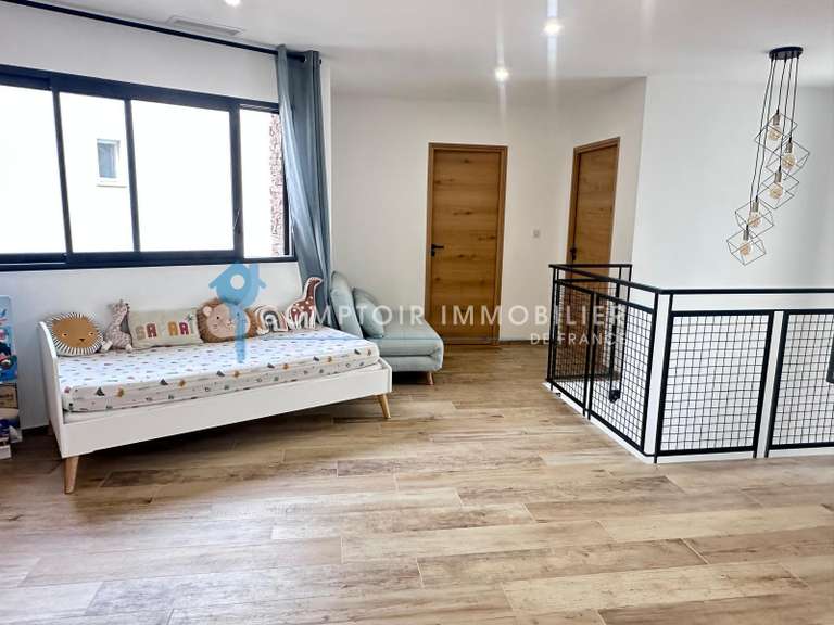 Maison Clapiers - 5 chambres - 188m²