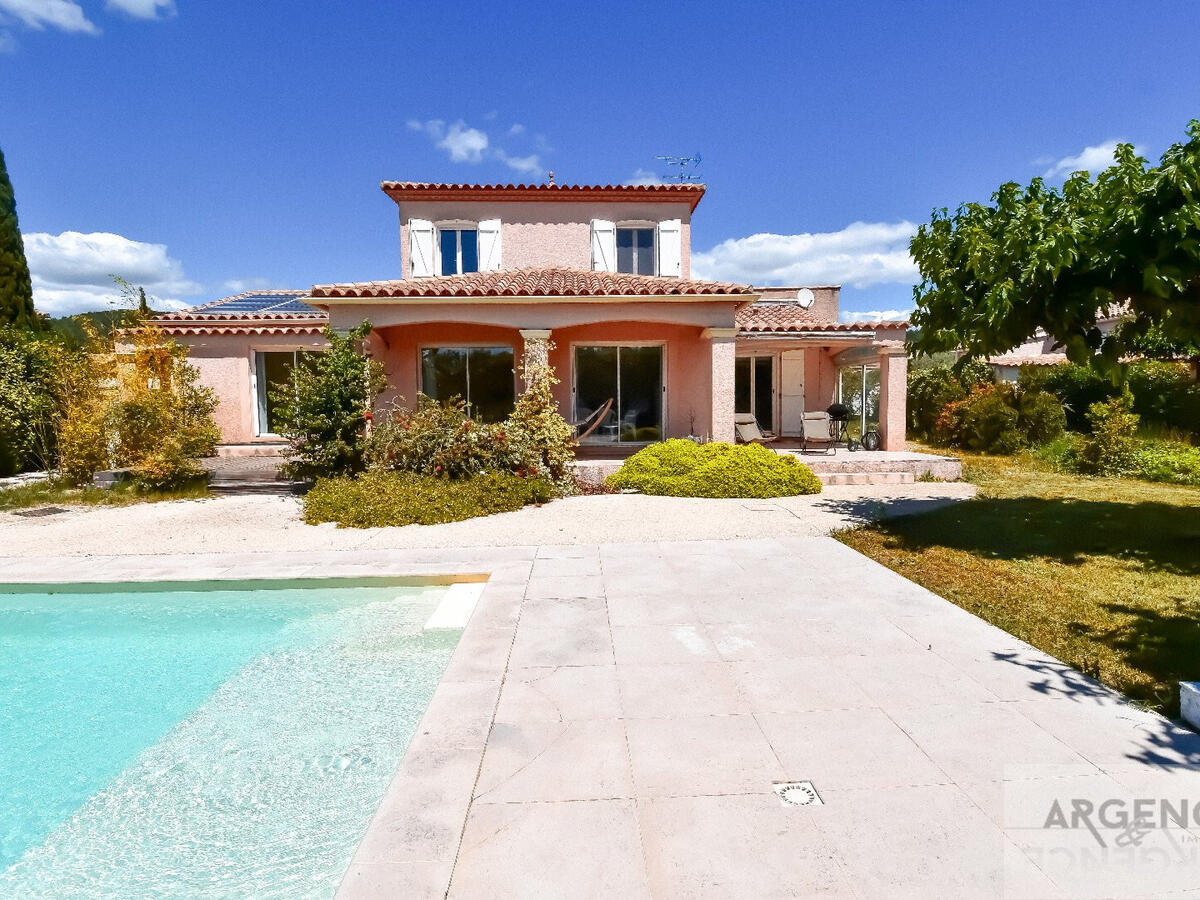 House Clarensac
