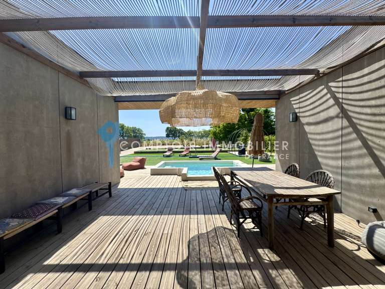 Maison Clarensac - 3 chambres - 120m²