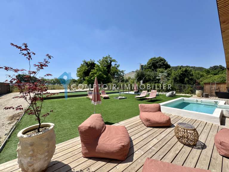 Maison Clarensac - 3 chambres - 120m²