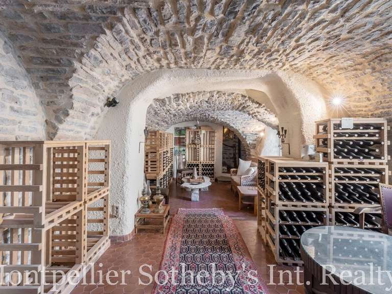 Propriété Claret - 4 chambres - 530m²