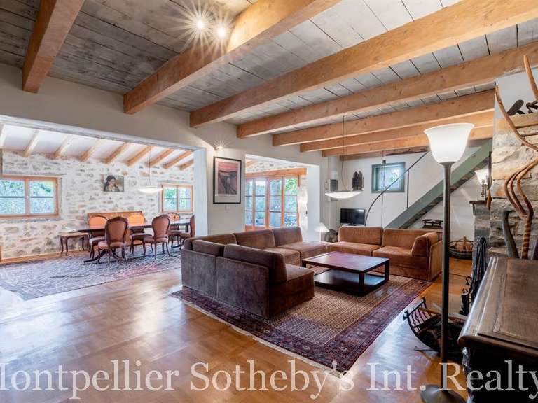 Propriété Claret - 4 chambres - 530m²