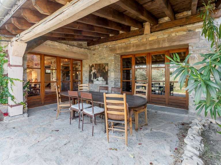 Propriété Claret - 4 chambres - 530m²