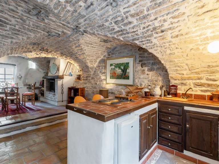 Propriété Claret - 4 chambres - 530m²