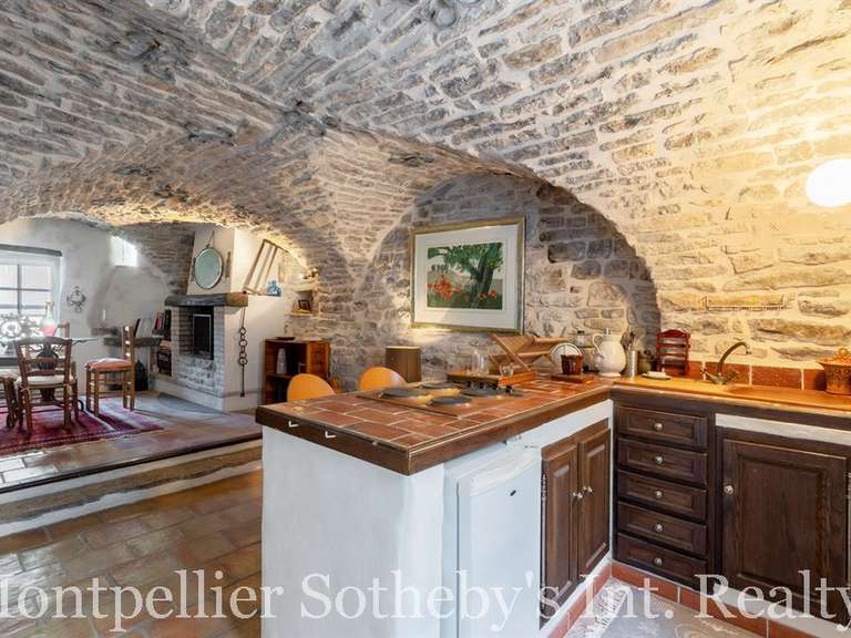 Propriété Claret - 4 chambres - 530m²