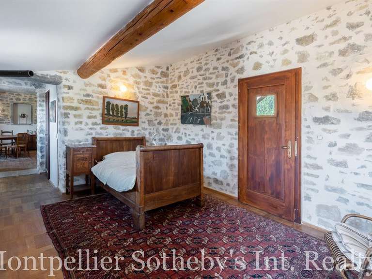 Propriété Claret - 4 chambres - 530m²